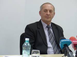 Prof. Valentin Ianoș - directorul CCS Suceava