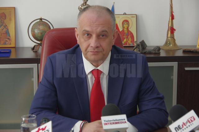 Deputatul sucevean Alexandru Băişanu a demisionat ieri din PNL şi a anunţat că va candida pentru funcţia de primar al Sucevei