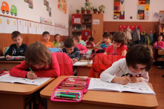 7.050 de copii sunt aşteptaţi să fie înscrişi în clasele pregătitoare