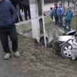 Autoturismul Dacia Logan s-a izbit într-un stâlp din beton. Foto: Cromtel Rădăuţi