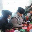 Copiii de la Solca au organizat o expoziție cu felicitări şi mărțișoare la sediul Primăriei din oraşul Solca