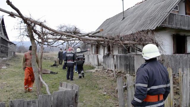 Tragedia s-a petrecut ieri, în jurul orei 13.40, în satul Lipoveni, comuna Mitocu Dragomirnei