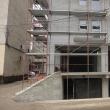 Un investitor din Rădăuţi, obligat să demoleze un etaj şi balcoanele construite ilegal