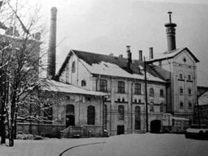 SAB SA sau Fabrica de spirt, cum este cunoscută de localnici, este cea mai veche fabrică din Rădăuţi, cu o tradiţie în domeniu de peste 200 ani