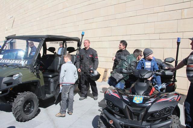 Vehiculele din dotarea Inspectoratului Judeţean de Jandarmi