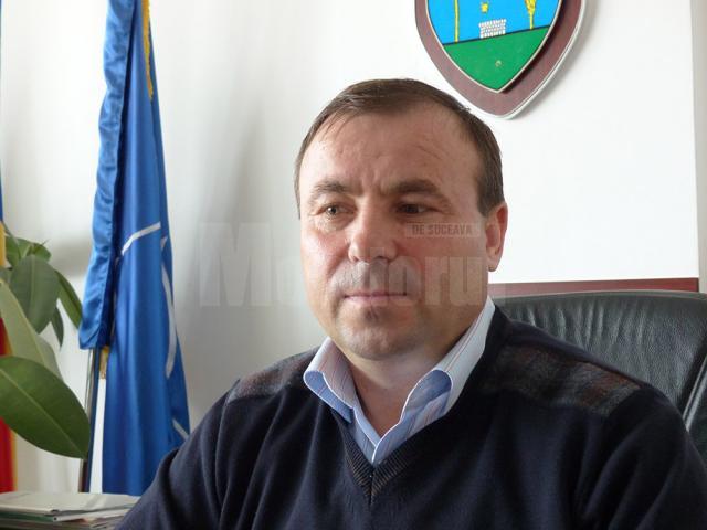 Primarul din Liteni, Tomiţă Onisii