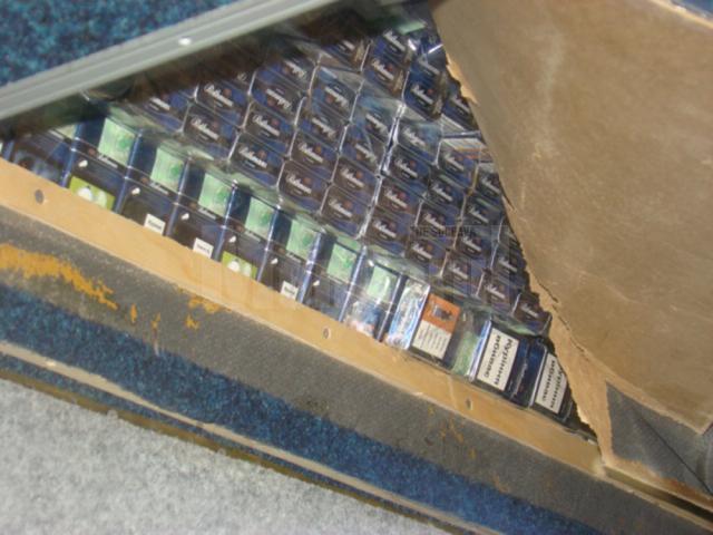 Peste 12.000 de pachete de ţigări confiscate de poliţiştii de frontieră suceveni