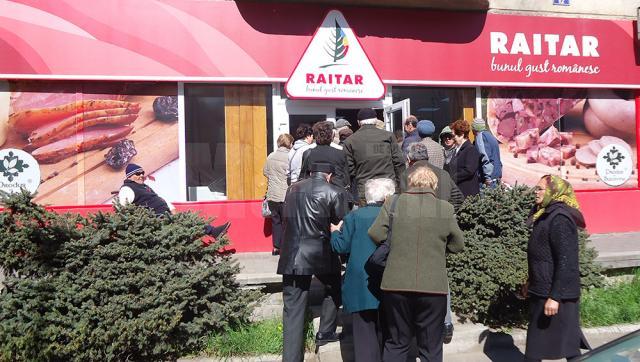 Inaugurarea magazinului Raitar din Fălticeni