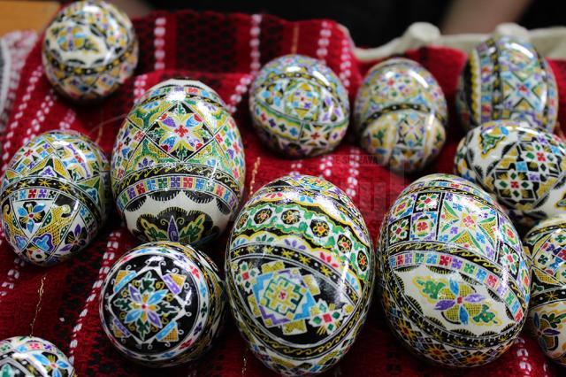 Festivalul Ouălor Încondeiate de la Moldoviţa, o ediţie de nota 10