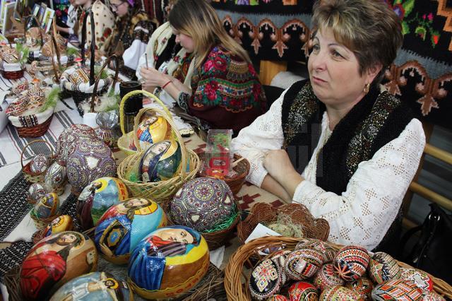 Festivalul Ouălor Încondeiate de la Moldoviţa, o ediţie de nota 10