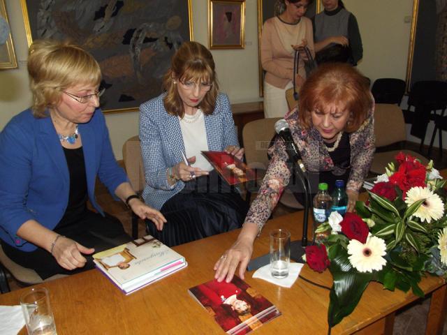 Prezentare de carte regală, la Biblioteca Bucovinei „I.G. Sbiera”