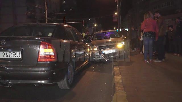 Cele două maşini de pe bulevard care au fost implicate în coliziune