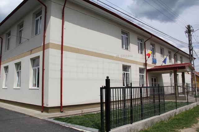 La Păltinoasa a fost inaugurată miercuri noua Şcoala Gimnazială