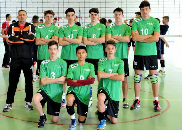 Voleibaliştii din Fălticeni au terminat pe locul doi turneul naţional de la categoria „speranţe”