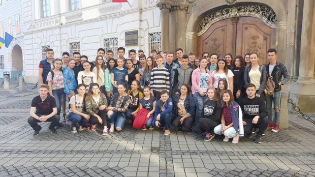 Oraşe şi cetăţi din România vizitate de elevi de la Colegiul "Alexandru cel Bun"