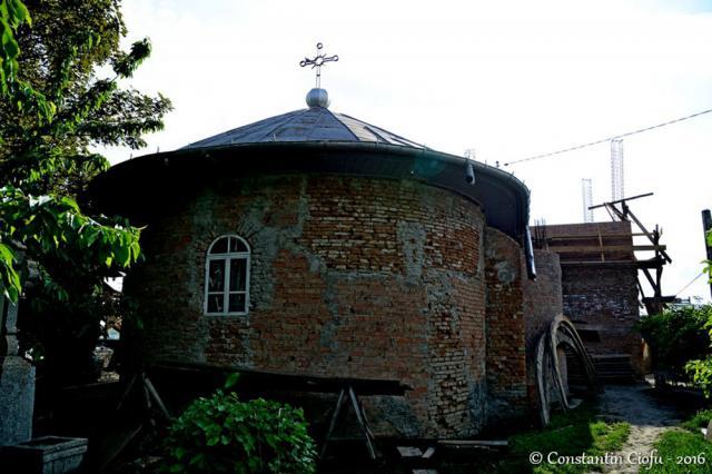 Arhimandritul Iustin Dragomir, ctitor la biserica din Andrieşeni. Foto: Constantin Ciofu