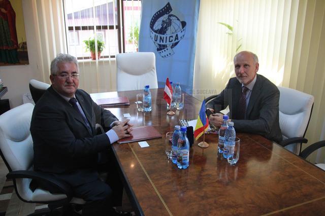 Excelenţa Sa Gerhard Reiweger şi primarul de Suceava, Ion Lungu