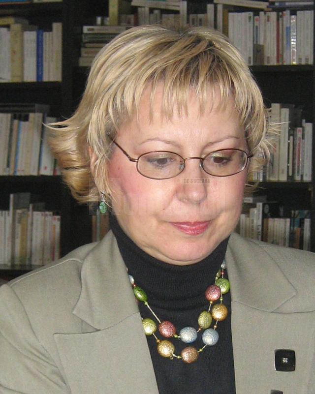 Suceveanca Elena-Brânduşa Steiciuc, nominalizată la Premiile USR pe anul 2015