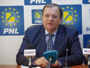 Preşedintele PNL Suceava, senatorul Gheorghe Flutur, candidatul pentru preşedinţia Consiliului Judeţean