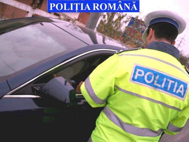 Zeci de amenzi aplicate de poliţişti şoferilor grăbiţi