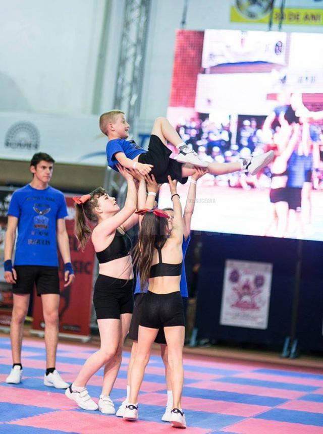 Sportivi din Moldoviţa, vicecampioni naţionali la Campionatul de Majorete de la Bistriţa
