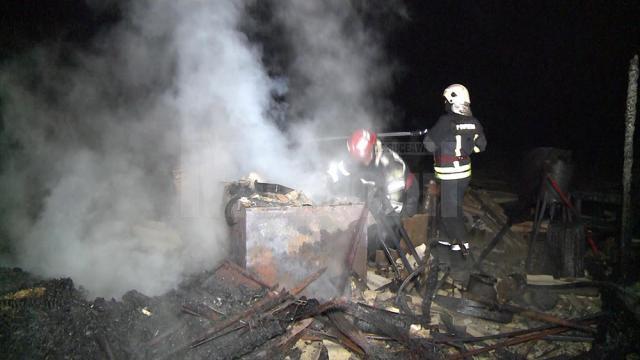 Anul trecut, în luna februarie, un alt incendiu a distrus complet casa cuscrilor lui Mircea Laurus, în care se aflau şi fiica şi nepoţii săi