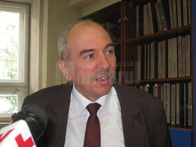 Ştefan Gheorghe Pentiuc, decanul Facultăţii de Inginerie Electrică şi Ştiinţa Calculatoarelor