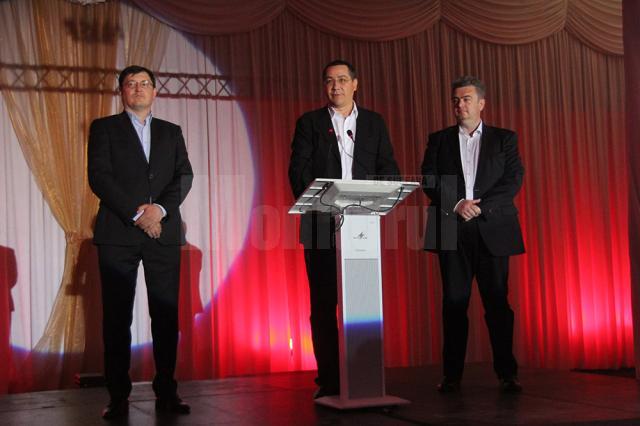 Fostul premier Victor Ponta a venit, ieri, la Suceava pentru a susţine candidatura doctorului Tiberius Brădăţan la primăria municipiului reşedinţă de judeţ, precum şi a celorlalţi candidaţi ai partidului, la alegerile de duminică
