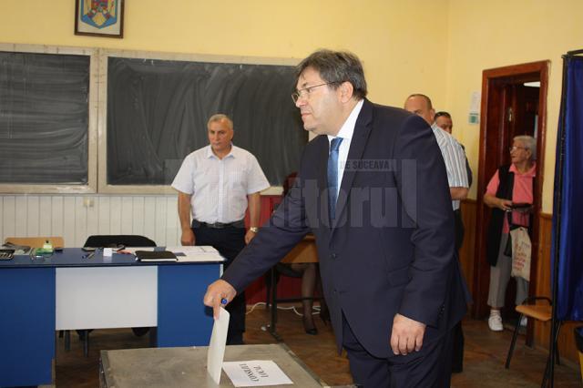 Corneliu Popovici: „Votul meu a mers spre oameni noi”