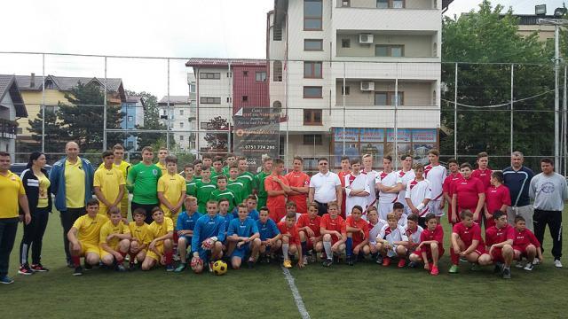 Copiii etnicilor polonezi au jucat fotbal în turneu