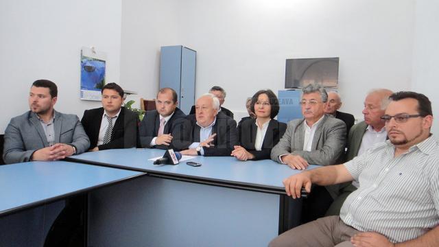 Nistor Tatar, care este și primarul ales al municipiului, a organizat ieri o conferință de presă în care le-a mulțumit rădăuțenilor pentru opțiunea electorală