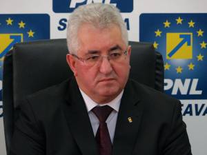 Primarul Ion Lungu urmează să aibă la conducerea municipalităţii sucevene tandemul Lucian Harşovschi (PNL) - Marian Andronache (PMP)