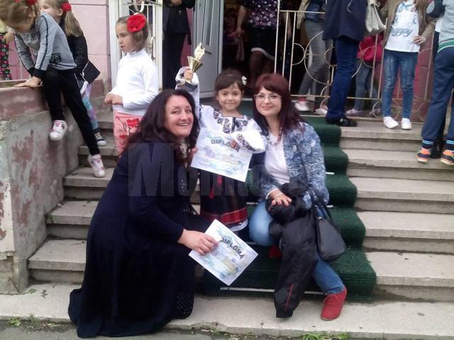 Amalia Luca, în vârstă de 4 ani, a luat trofeul la ambele festivaluri
