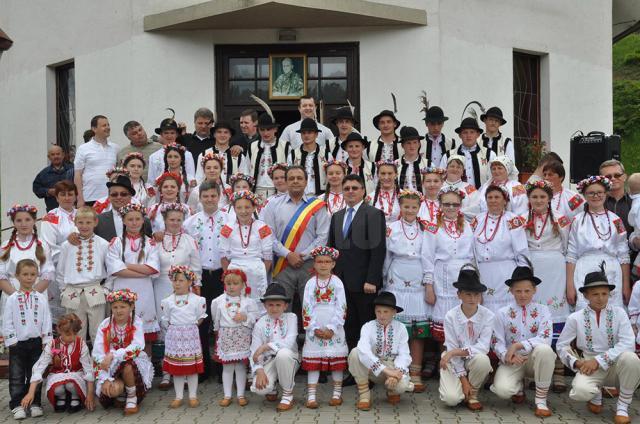Comunitatea poloneză din Bucovina s-a reunit în satul Poiana Micului pentru a celebra Ziua Diasporei Poloneze, Ziua Drapelului Republicii Polone și Ziua Constituției