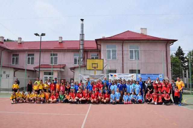 Festivalul “Zilele Sportului Şcolar” de la Putna a devenit o tradiţie în judeţ