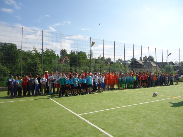 Competiţia de fotbal din cadrul Proiectului,,Mişcare, sănătate şi voie bună”, la Cacica