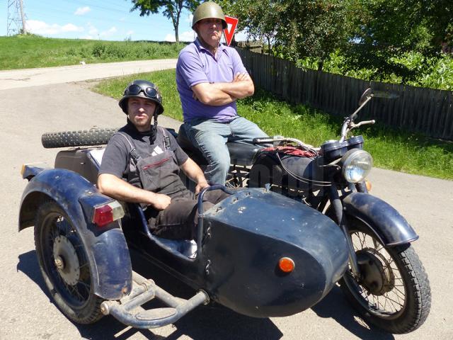 Un sucevean a salvat câteva din ultimele motociclete cu ataş care mai sunt în ţară