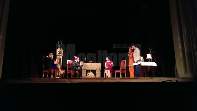 Debutul trupei de teatru „Septentrion” de la Colegiul „Eudoxiu Hurmuzachi”