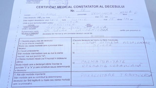 Mama bebeluşului mort cu leziuni suspecte spune că medicul de la Rădăuţi a refuzat iniţial să-i facă cezariană