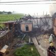 Gospodărie din Dumbrăveni, afectată de un puternic incendiu