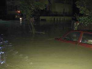 Pagubele provocate în judeţul Suceava de inundaţiile din perioada 18-20 iunie se ridică la 60,136 de milioane de lei