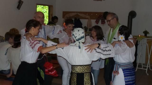 În Germania unde trăiesc şi muncesc mii de români, sâmbătă seară, în localitate Rengsdorf, a fost organizată prima ediţie a unui adevărat festival închinat iei