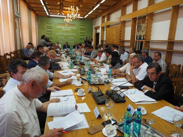 Consilierii judeţeni au aprobat, în şedinţa de ieri, alocarea sumei de 100.000 de lei Muzeului de Istorie al Bucovinei