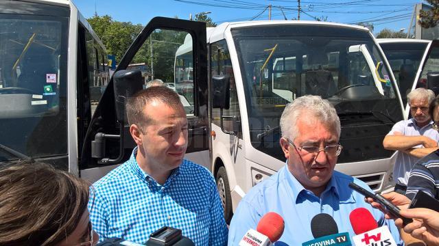 Municipiul Suceava are cinci noi microbuze pentru transport public