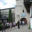 Copiii care participă la cateheză la Biserica „Sf. Dumitru” din Suceava au mers în excursie la mănăstirile din Neamţ