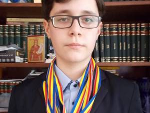 David Cornel Turtureanu,elev în clasa a VIII-a la Colegiul Naţional ”Ștefan cel Mare”