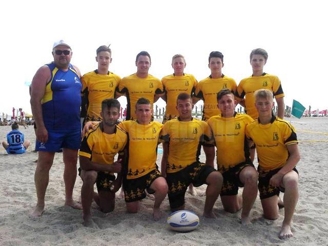 Echipele CSȘ Gura Humorului au luat aur și argint la turneul Oval 5 Beach Rugby România de la Constanța