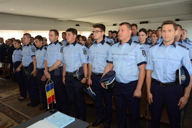 51 de agenţi de poliţie încadraţi din sursă externă au depus jurământul de credinţă