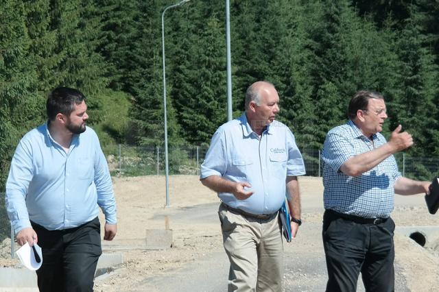 Flutur a început ieri cu dreptul negocierile pentru finalizarea depozitului de deşeuri de pe Mestecăniş