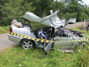 Accident mortal provocat de un adolescent aflat la volan